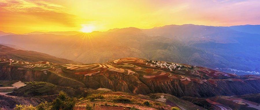 厦门出发近日的特价票,四月厦门飞哪里的机票最便宜