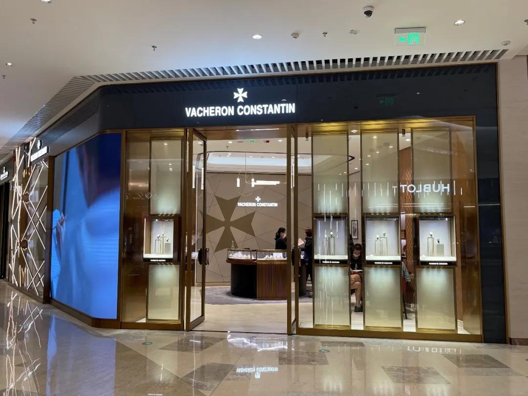 武汉恒隆广场奢侈品牌,武汉恒隆广场算顶级广场吗