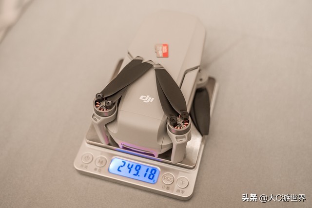 大疆御mavicmini无人机价格,大疆御mavic2无人机评测