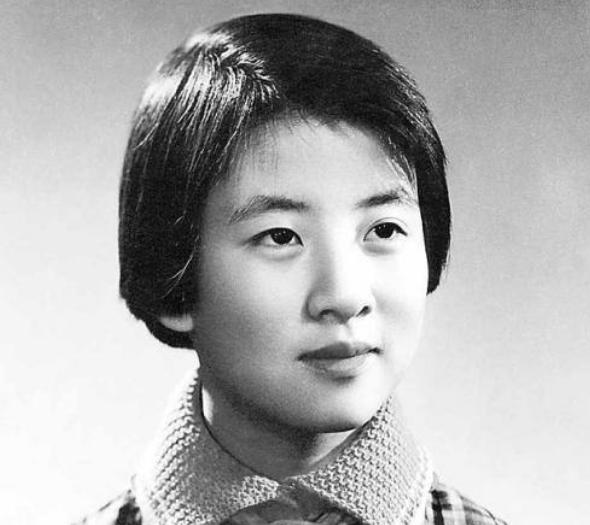 反潮流小将黄帅现状,反潮流小英雄黄帅扮演者