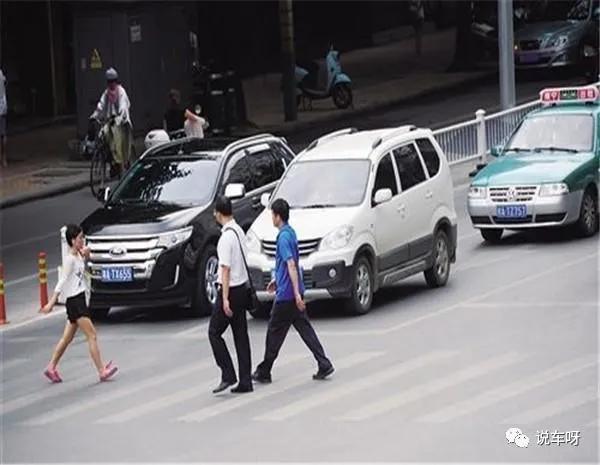 跑滴滴没钱还车贷怎么办,没钱还车贷为什么不去跑滴滴