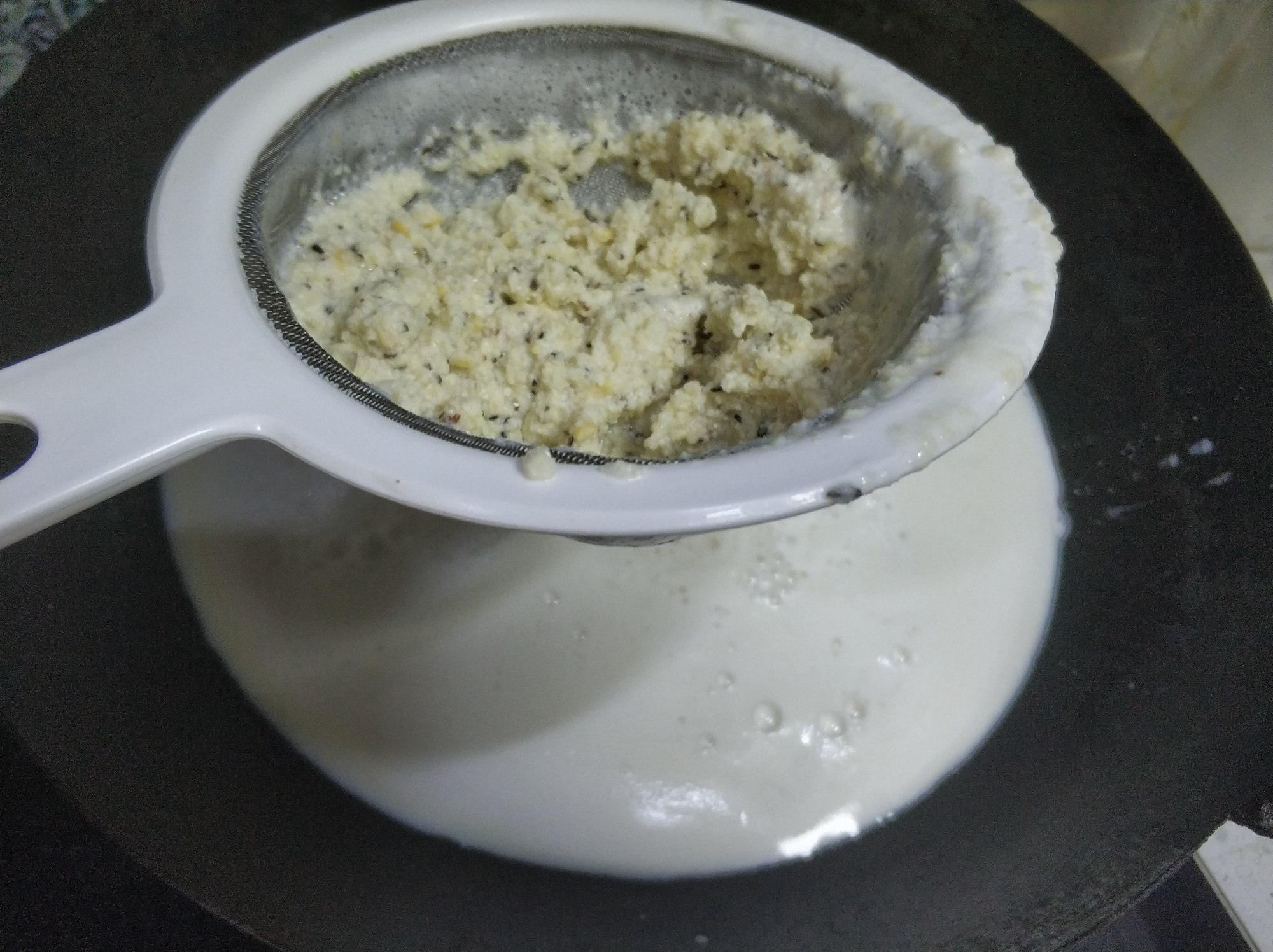 学做豆腐脑的配方和比例,早餐店豆腐脑做法全过程及配方