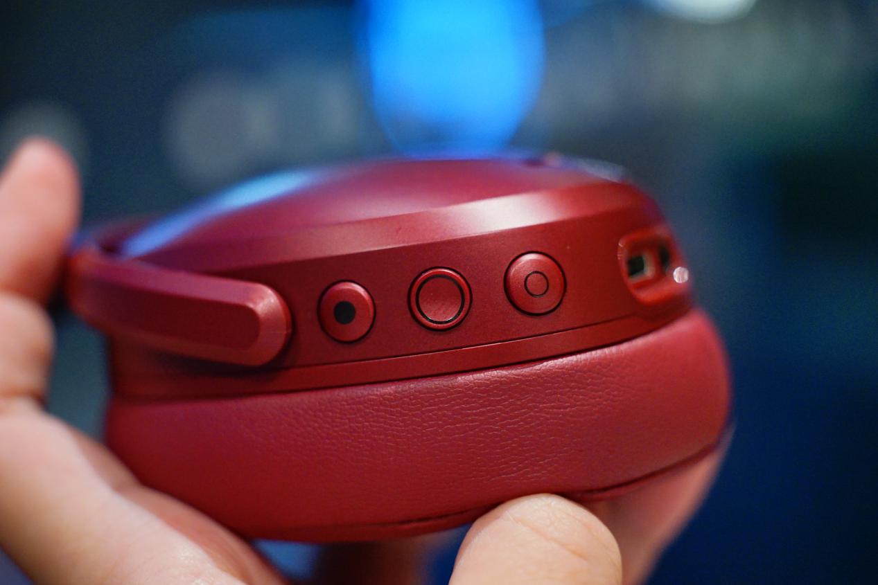 低频最强！虐哭BOSE索尼头戴降噪耳机SkullcandyCrusher ANC评测