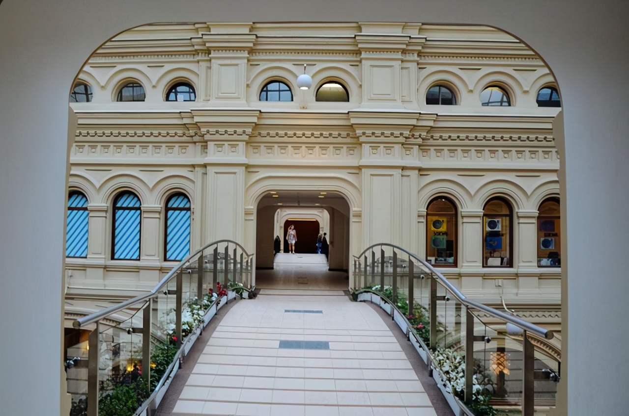 莫斯科古姆百货商场便宜吗,莫斯科红场古姆百货