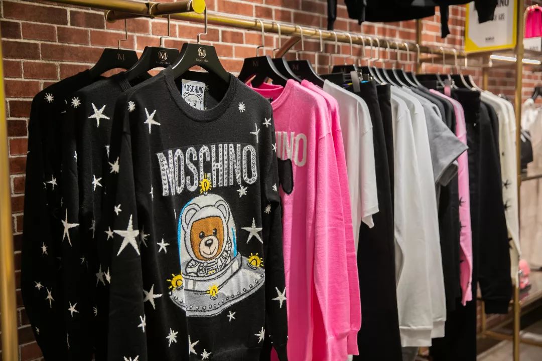 藏不住了！温州万达衣麦仓“时尚基地”，潮人们都去打卡啦