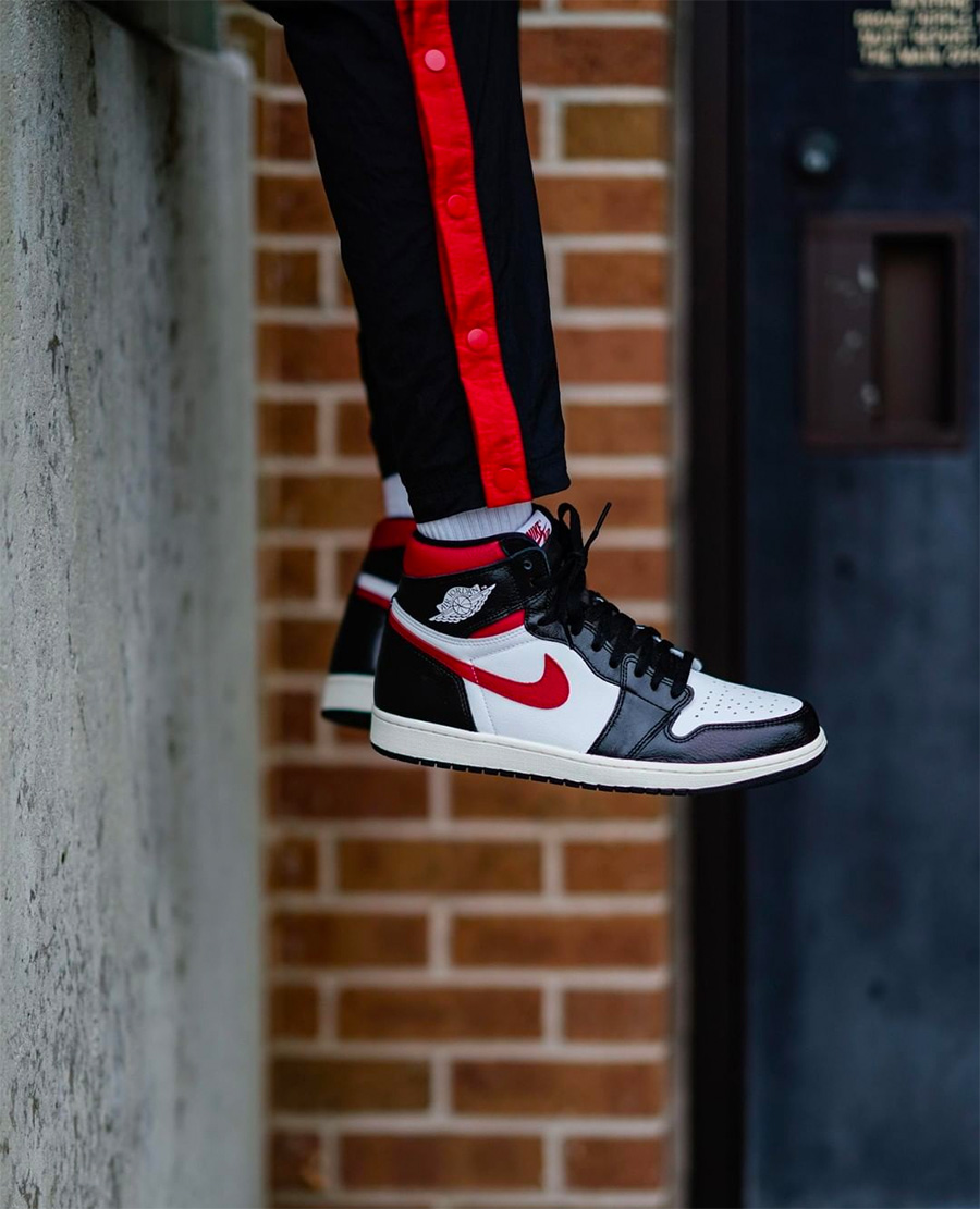 百万「康扣」仅排第四！转卖市场最火Top20，都是何方神圣