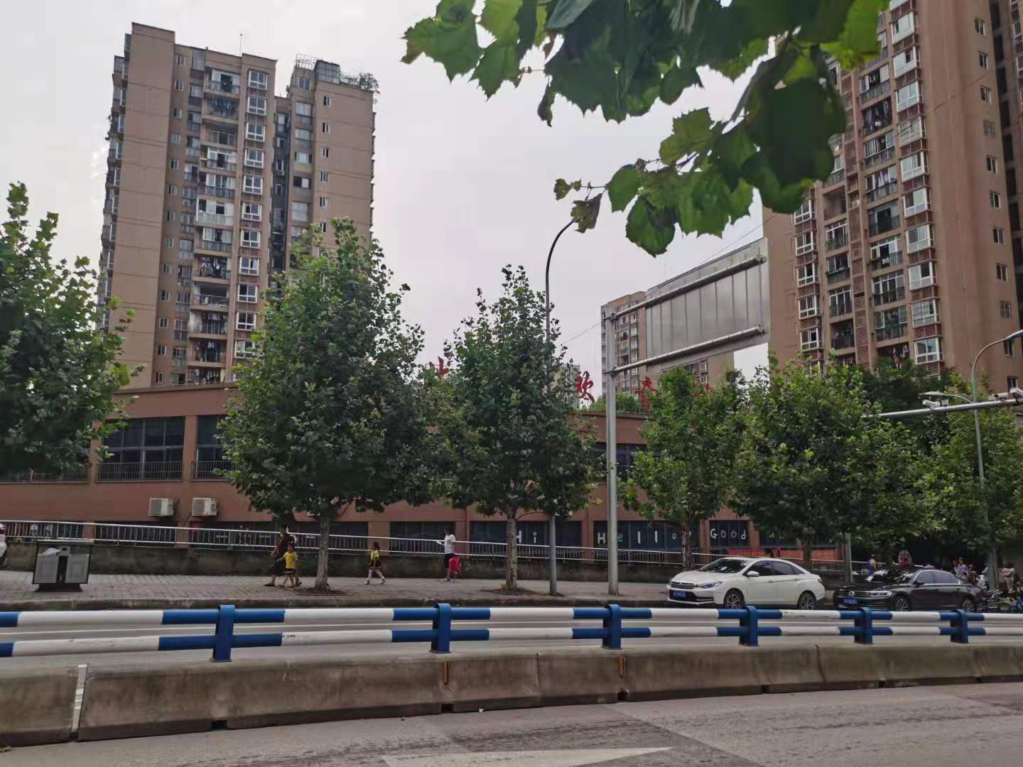 离蔡家的龙湖商业最近的这个小区怎么样？柠檬谈小区之北城未来