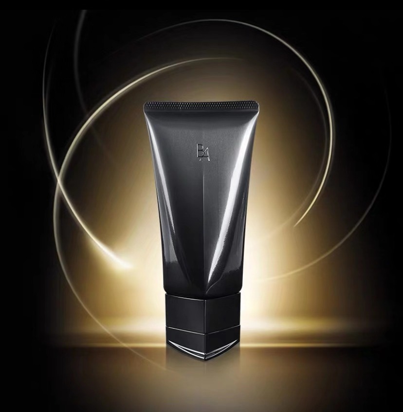 普通小女孩买miumiu,小女生买阿玛尼口红