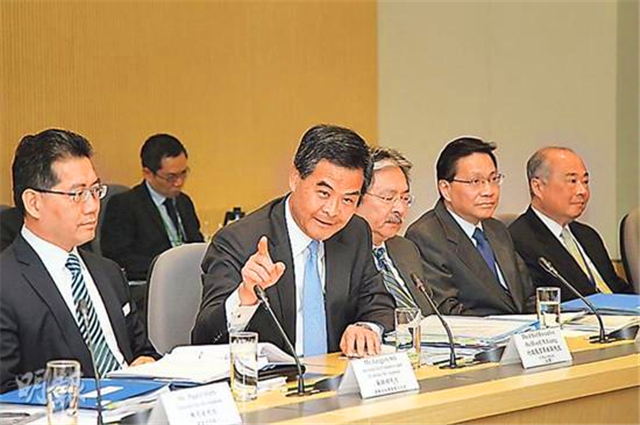 岁月没有饶过谁,岁月没饶过人