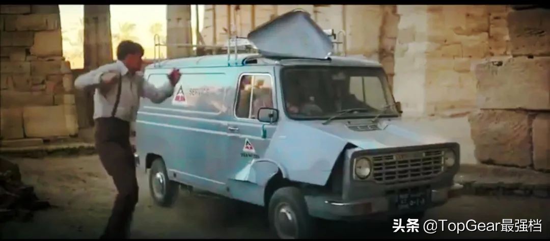 007座驾阿斯顿马丁电影片段,007座驾路特斯