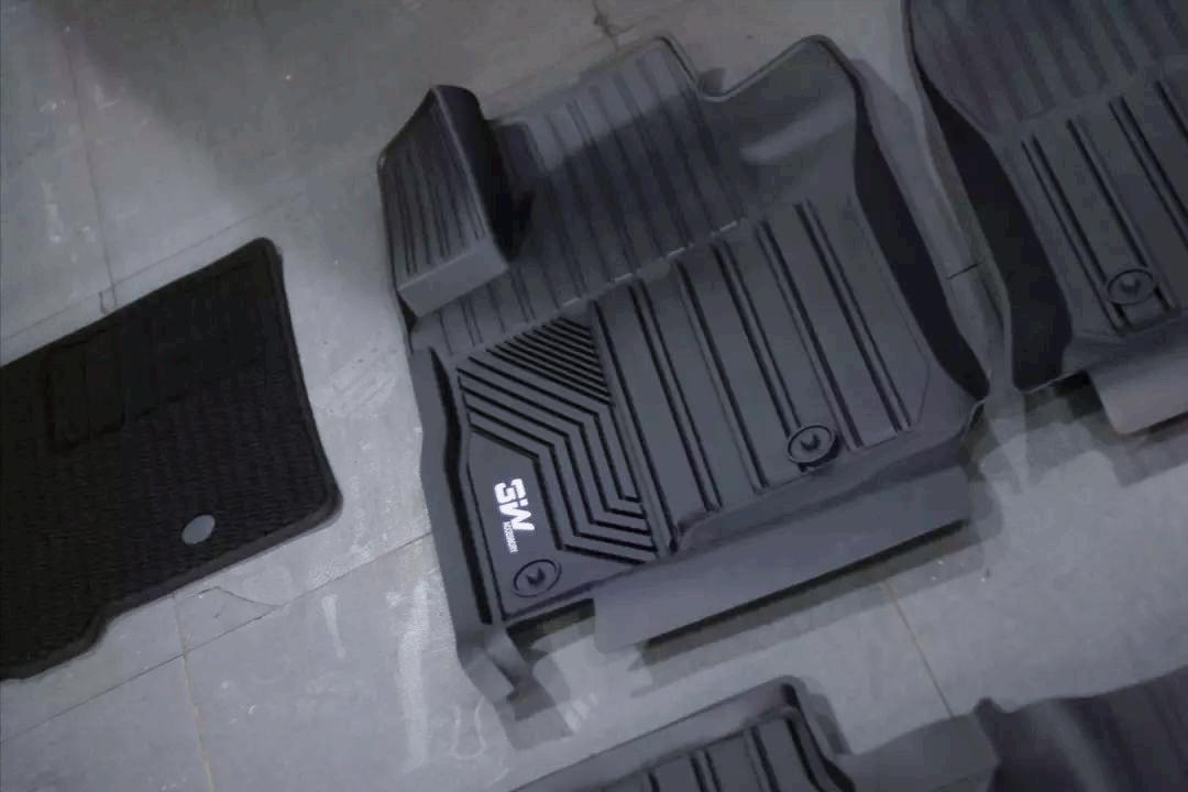 怪兽修车：翻新“残损不堪”的二手霸道LC150，满血复活变新车