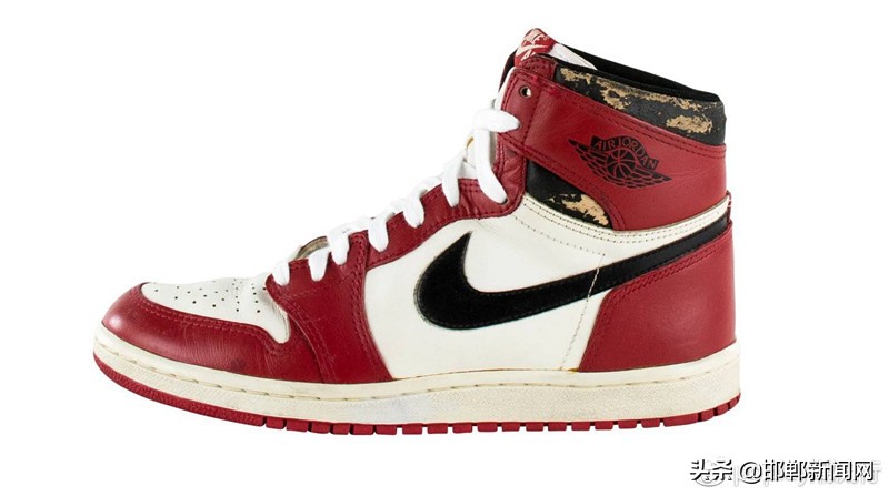 脚上鞋炒成了“掌中宝”