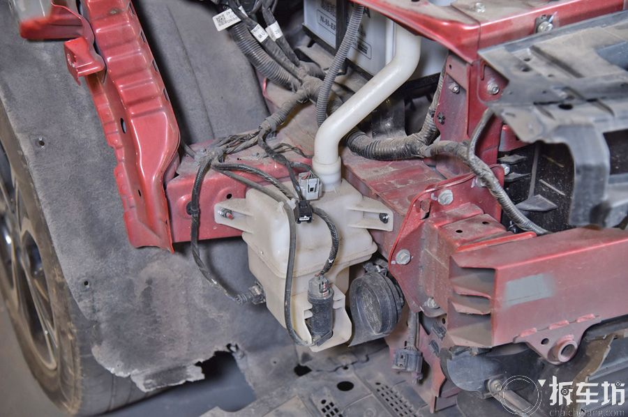 小鹏g3前后防撞梁拆解分析,小鹏g3i深度测评拆解