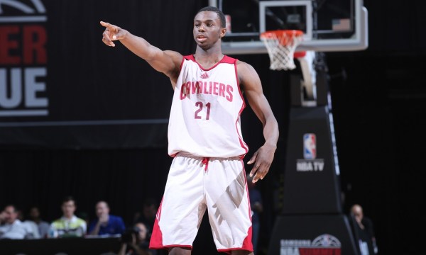 19赛季骑士队交易,2014骑士三巨头交易筹码