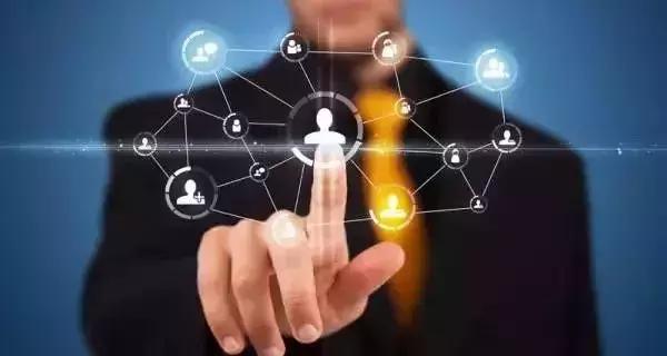 留学英国上什么专业好申请,去英国留学应该选排名还是选专业