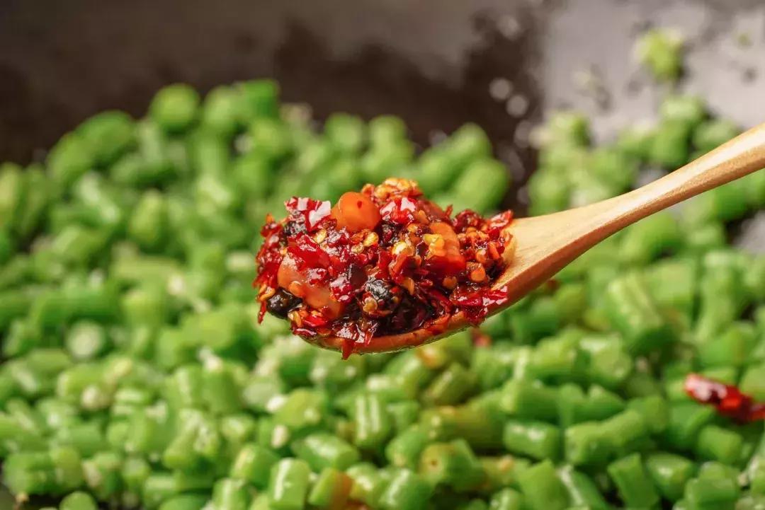 无敌下饭酱推荐,广式腊肠酱拌饭