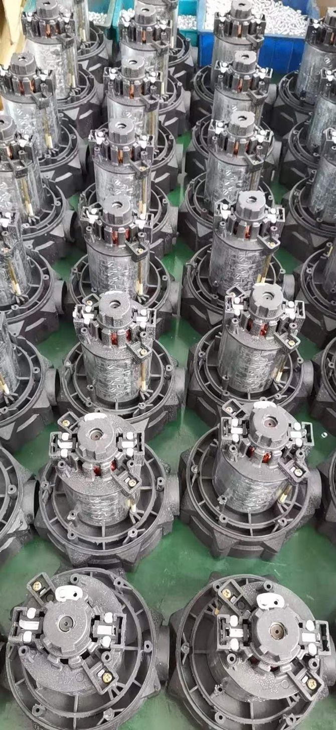 韩国百年老店主厨入淘：卖面条机致富，如今又盯上切葱机