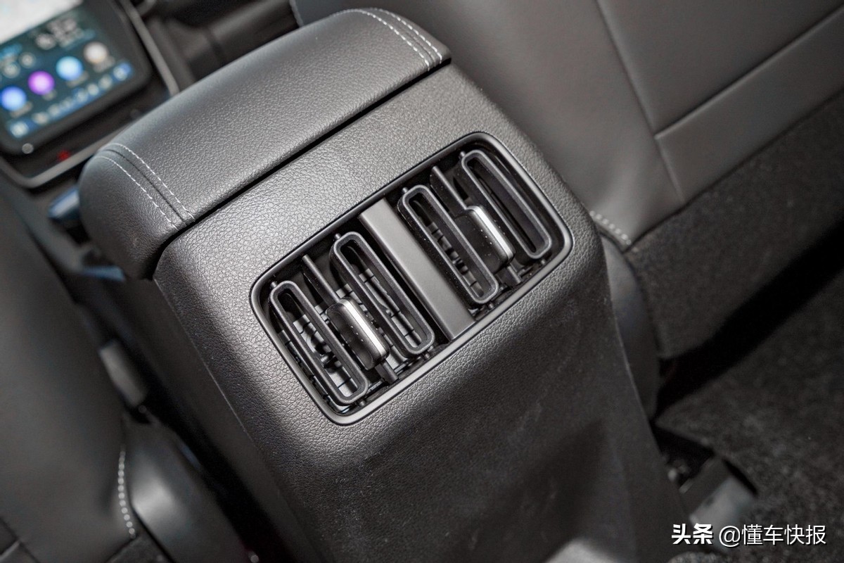 全新ix35换代内饰,现代ix35升级套件