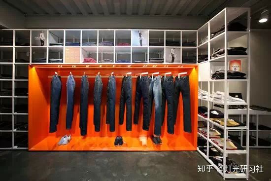 30平米服装店不吊顶灯光设计,怎么设计出高级感的服装店灯光