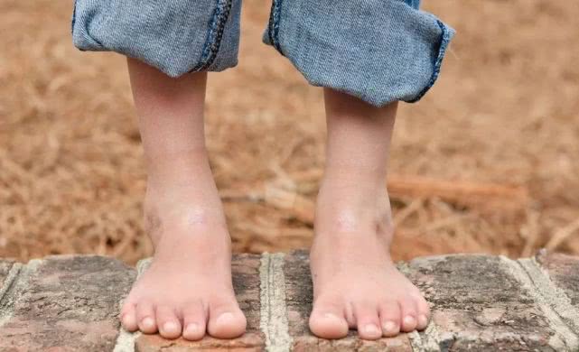 合脚不合脚只有自己知道,一般买多大码的鞋合适