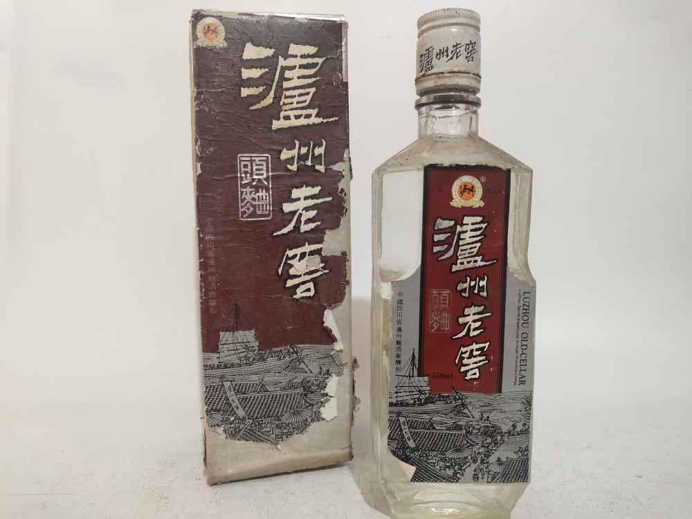 浓香型白酒鼻祖是谁,浓香酒的四大巨头