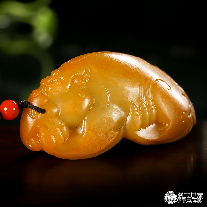 评价一块玉只说“好看”太肤浅，看看专业人士都怎么说