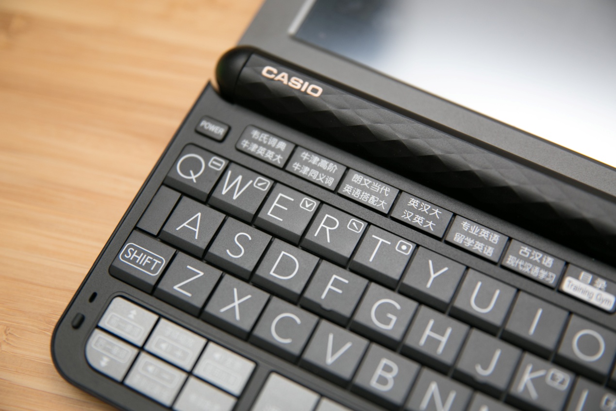 当年你用的文曲星还是诺亚舟？卡西欧电子辞典E-Z200BK了解一下