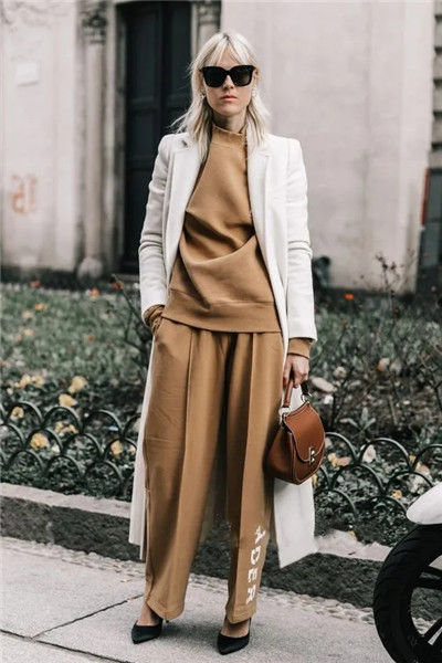 最适合喝的秋天的第一杯奶茶,这才是秋天第一杯奶茶该有的样子