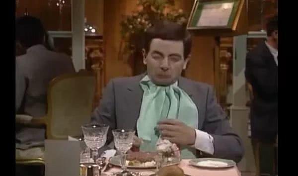 草莓饺子黑暗料理,乌冬面和彩虹饺子