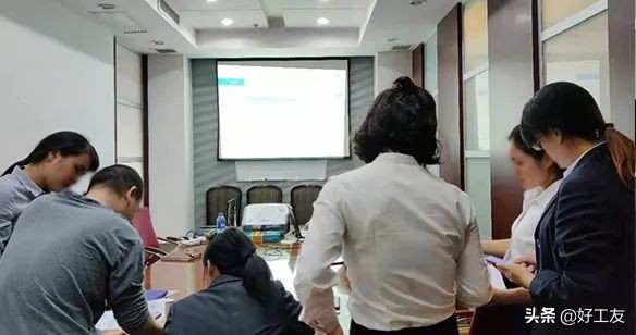 星城大酒店成功启用好工友智能考勤+保险系统