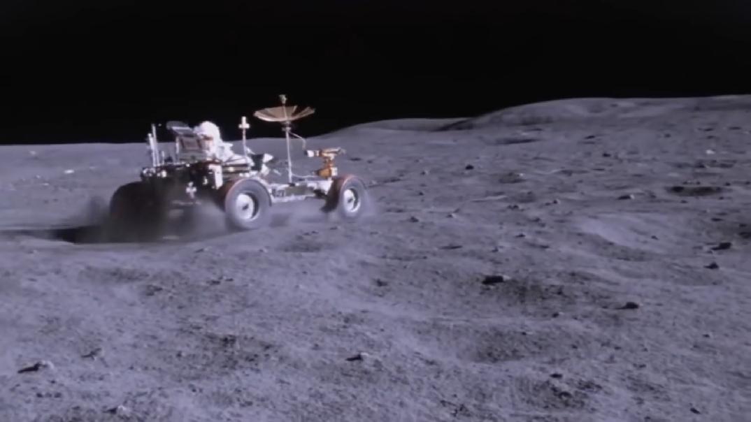 在半个世纪前，美国在月球是怎么实现视频直播的？