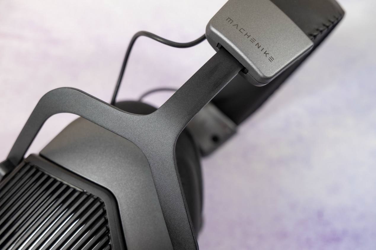 款款优秀，组合起来吃鸡更轻松，机械师游戏套装体验