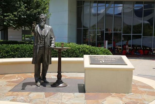 世界上知道可乐配方的人,终于知道可乐的配方是什么了