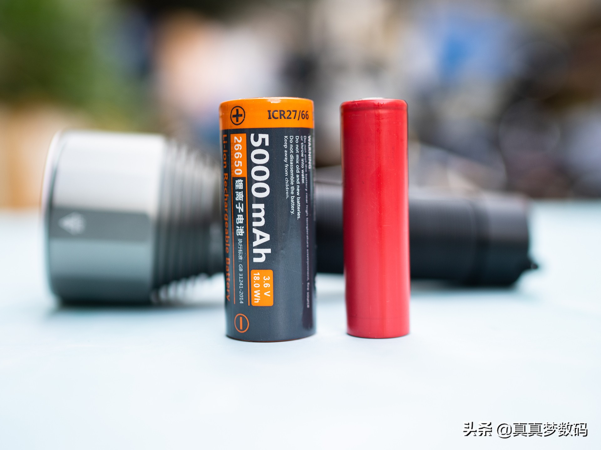 2021强光手电选购经验篇一:盘点我的高性价比强光手电筒