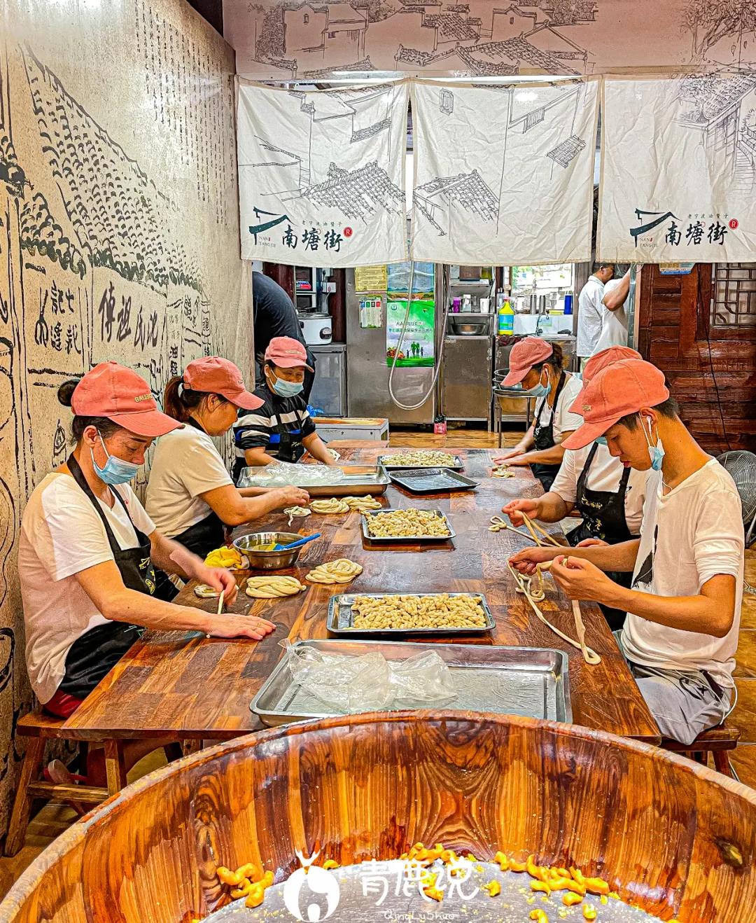 逛吃南塘老街尝遍甬城老底子味道,逛宁波南塘老街感想