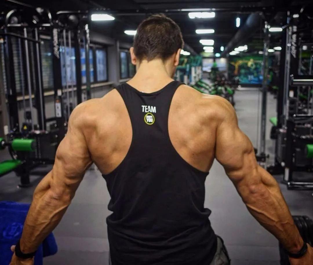 背部训练怎么能快速找到感觉,背部训练怎么突破大重量