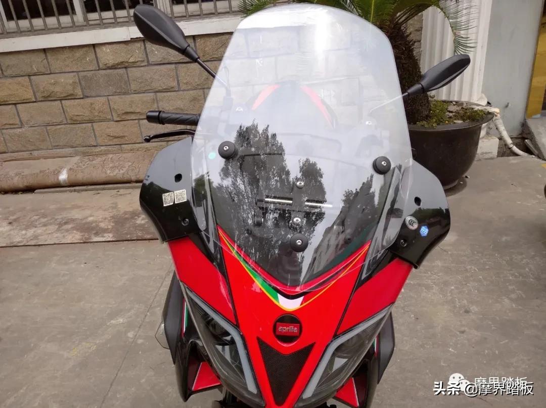 阿普利亚sr250动力差,阿普利亚SR250GT测评