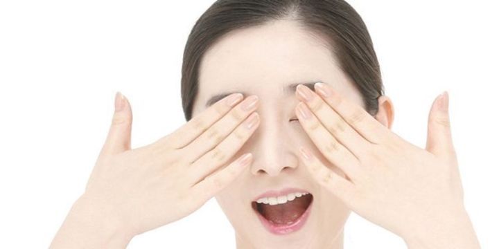 解决眼部皱纹最快的方法,解决眼部皱纹最好的方法