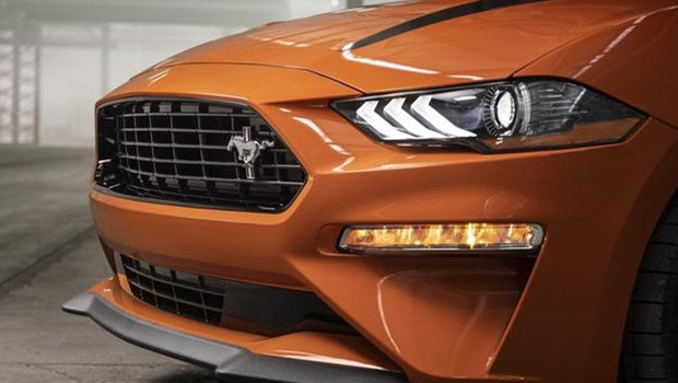 17款中规版第六代福特野马2.3t,买野马要买新车吗