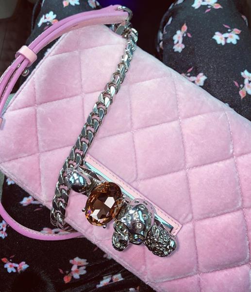 泫雅同款粉色包,泫雅同款包