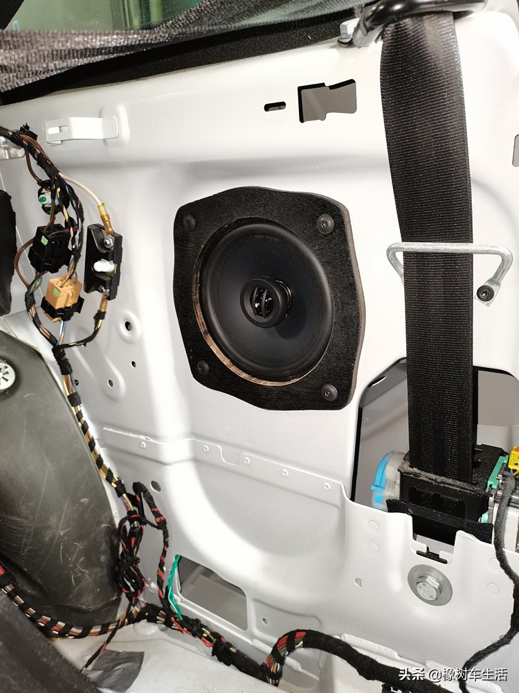 值得倾听奥迪TT汽车音响改装awave爱威AC650C