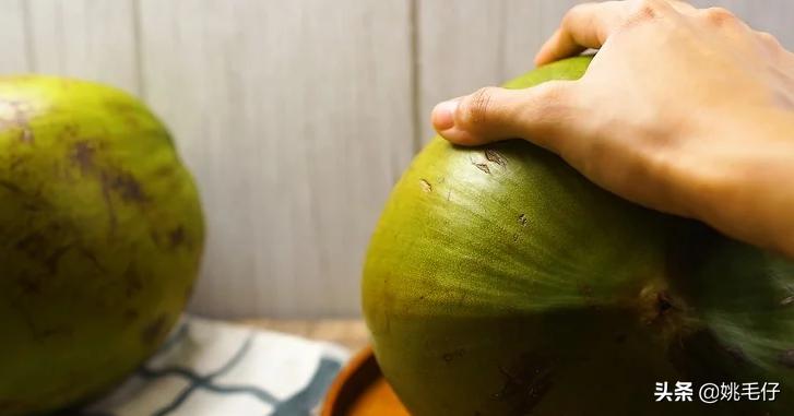 椰子选哪种好吃,怎么挑选椰子最好