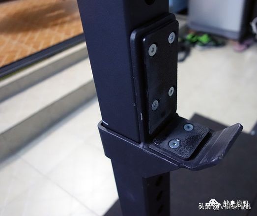 crossfit训练家庭版,crossfit健身房装修风格