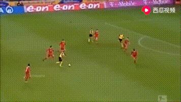 世界足坛十大招牌过人,足坛十大门将扑出任意球前五名