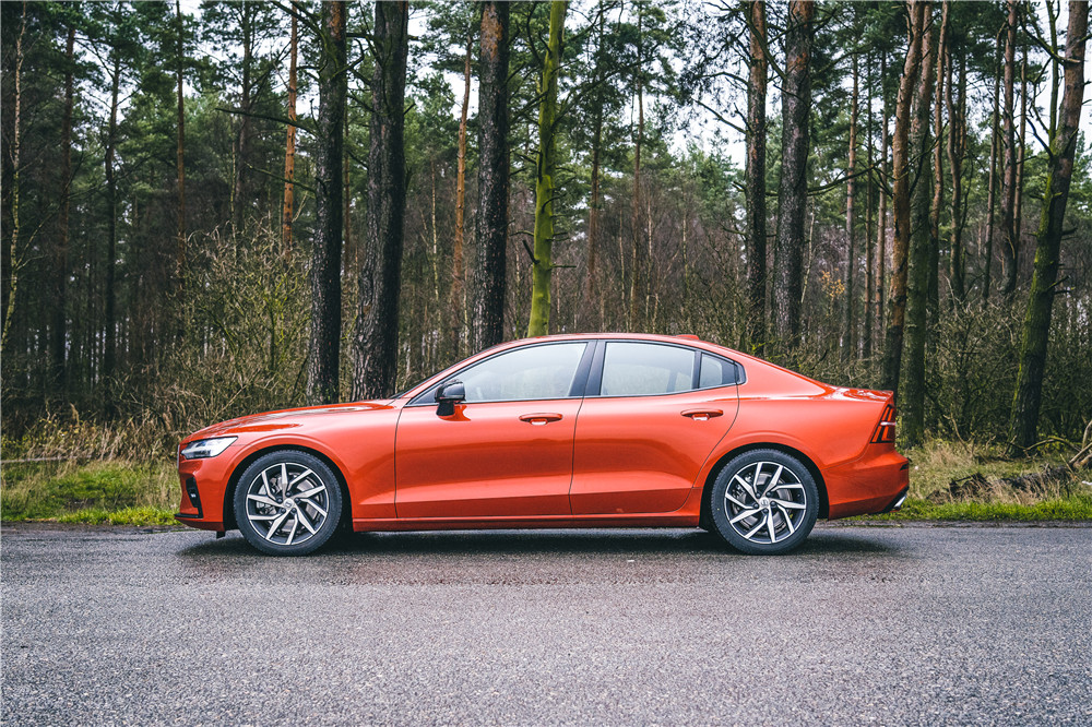 瑞典游玩攻略视频,瑞典自驾注意事项大全