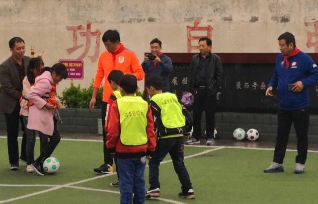 14支队伍打单循环得打多少场比赛,14支队伍5天比赛