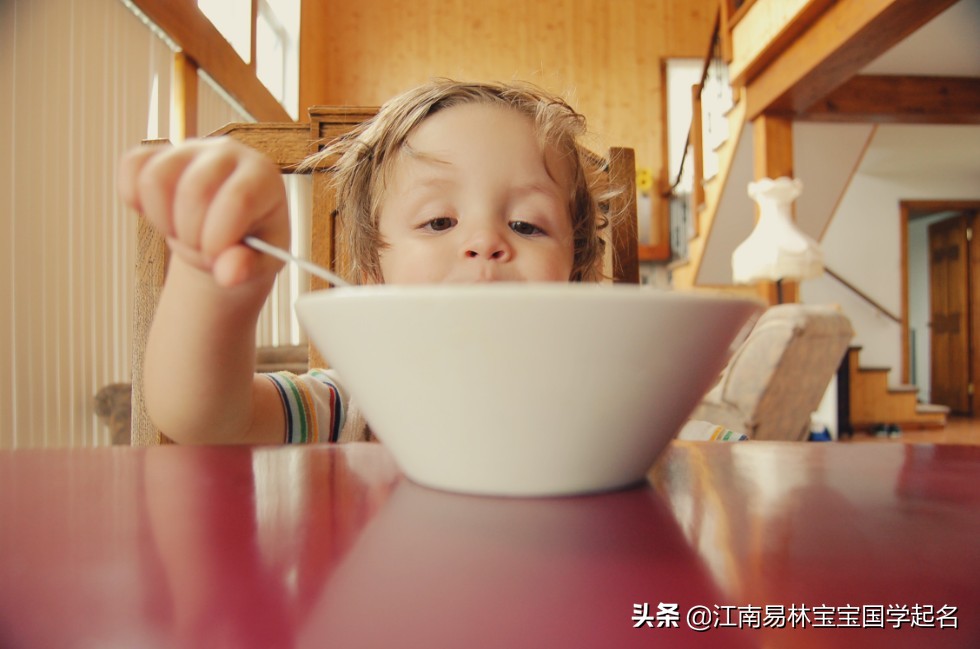 唐诗稀少的美好男孩名字大全,唐诗里的男孩名字带水