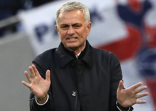 穆帅变了？曾是足坛引援花费最多的主教练，如今不希望热刺乱花钱