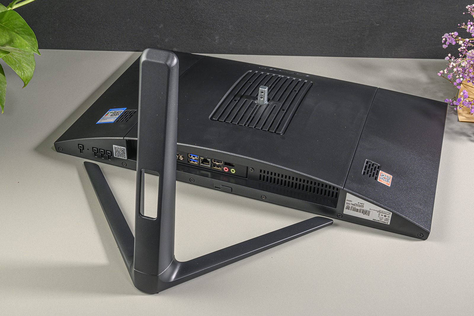 网课娱乐办公一站解决，台电一体机电脑C24AirA8C