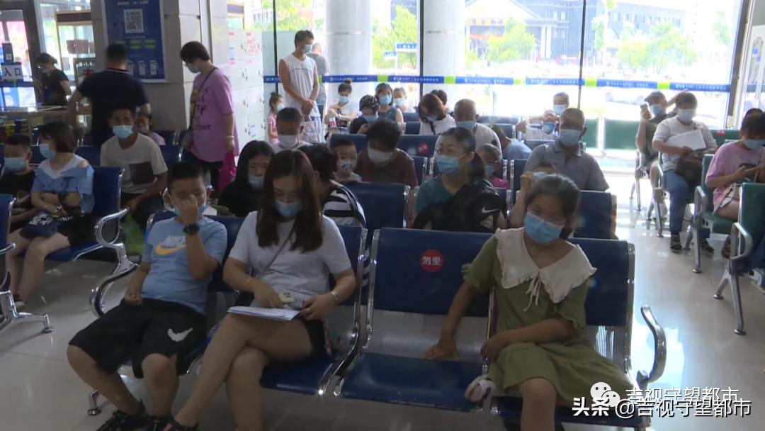 睡眠戴眼罩治疗近视是不是骗人,角膜塑形镜对近视的作用